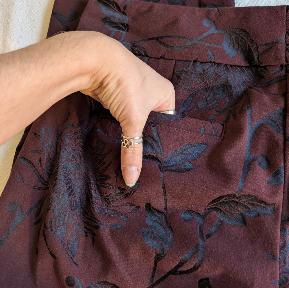 Ann Taylor Burgundy Floral Slacks Sz 4 - Picture 12 of 13